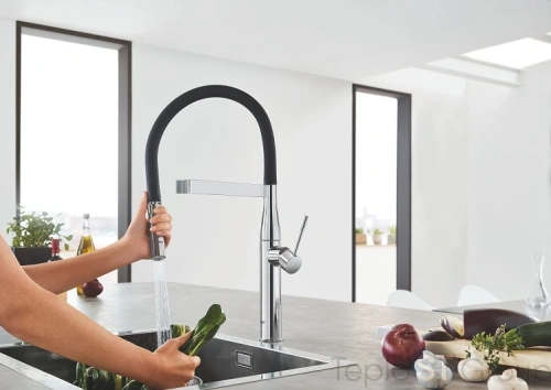 Смеситель для кухни с проф лейкой Grohe Essence 30294000 - купить с доставкой по России фото 7