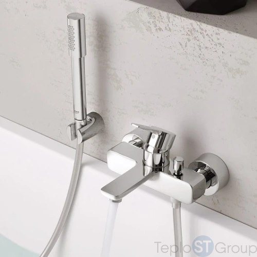 Смеситель для ванны Grohe Lineare New 33850001 с душевым гарнитуром хром - купить оптом у дилера TeploSTGroup по всей России ✅ ☎ 8 (800) 600-96-13 фото 2